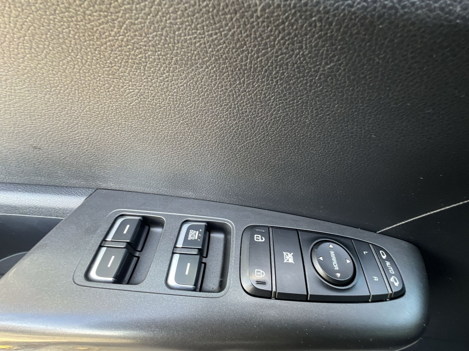 Kia SPORTAGE LX 2.0 2019 - Imagen 13 de 15