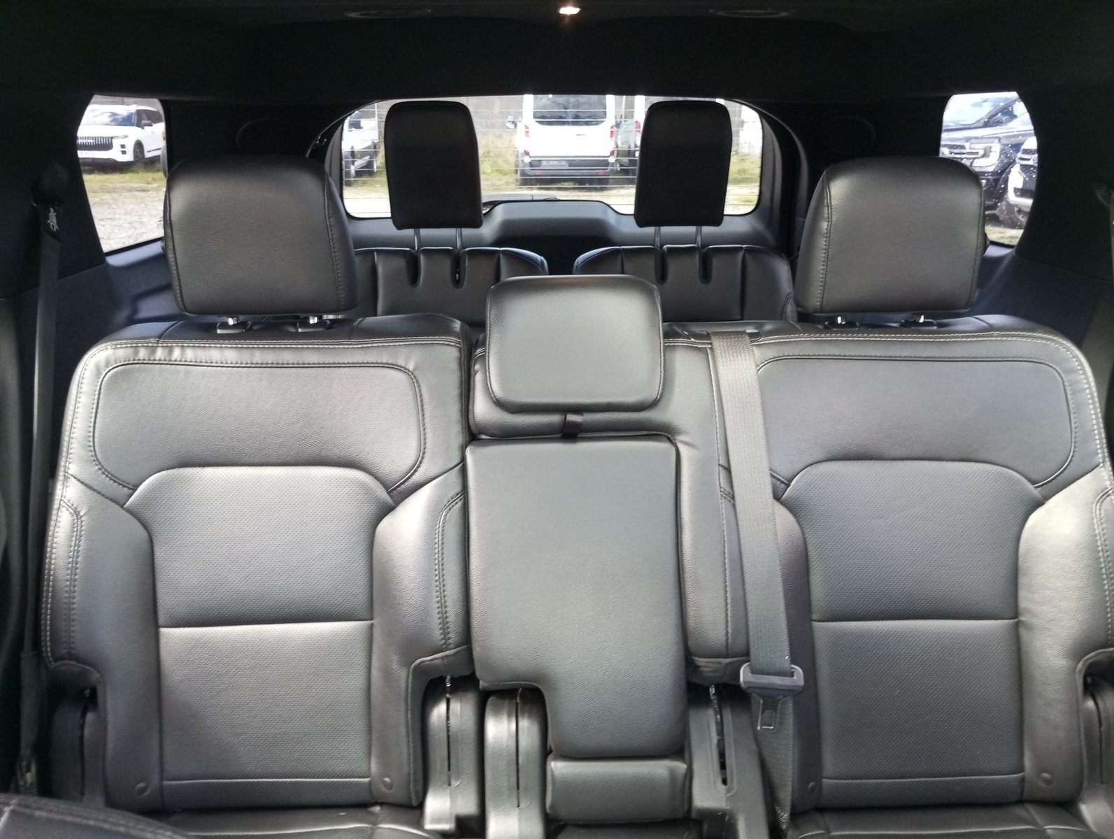 Ford EXPLORER LTD 4X4 2.3 AUT 2019 - Imagen 11 de 15