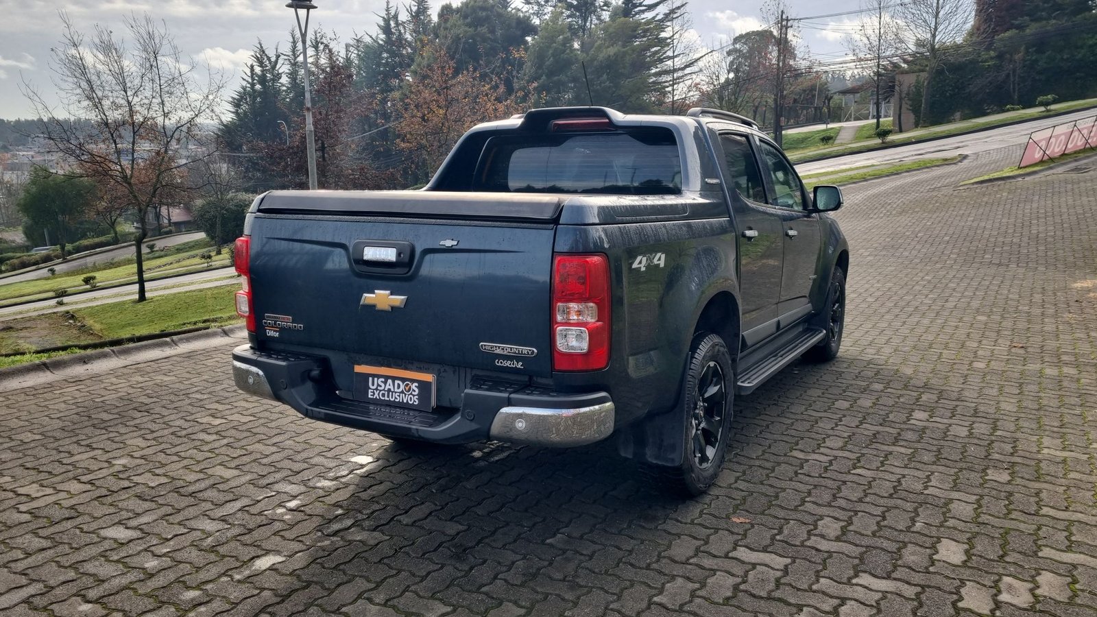 Chevrolet COLORADO DCAB 4X4 2.8 AT 2023 - Imagen 10 de 15