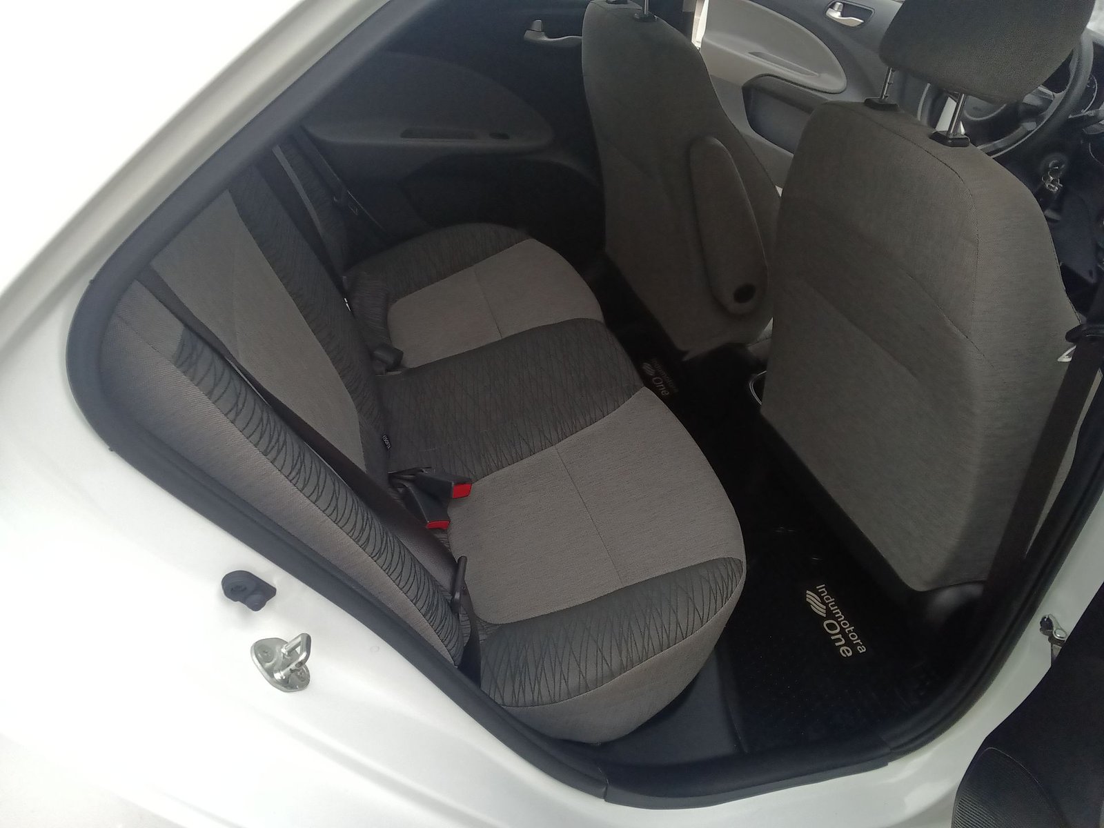 Kia SOLUTO LX 1.4 2022 - Imagen 12 de 15