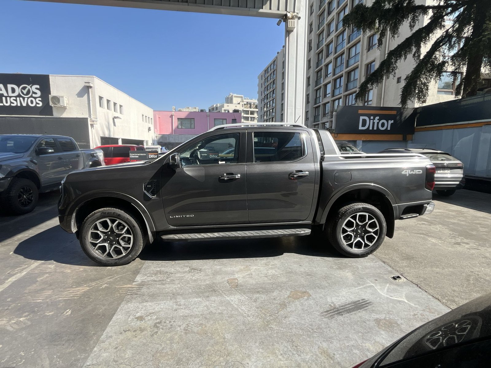 Ford RANGER LTD 4X4 3.0 AUT 2024 - Imagen 5 de 20