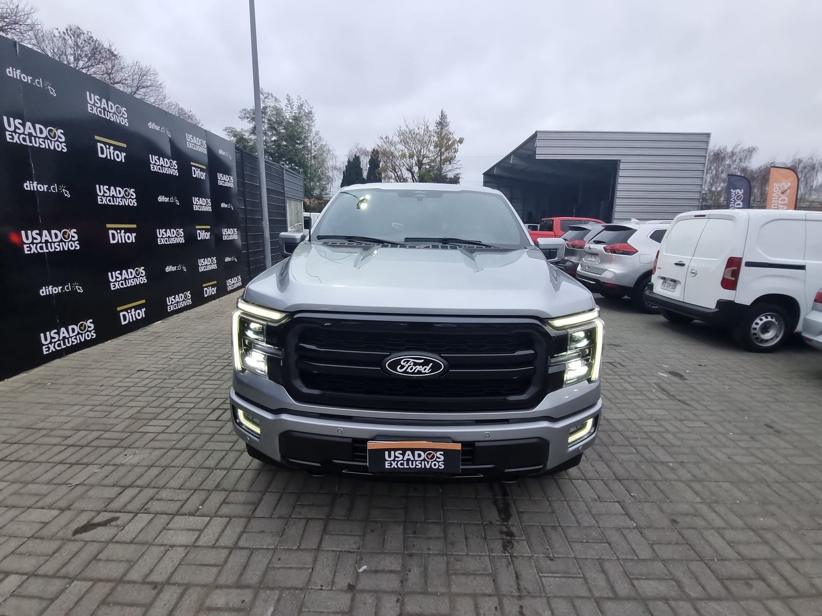 Ford F-150 F150 LARIAT BLACK 4X4 5.0 AUT 2025 - Imagen 3 de 20