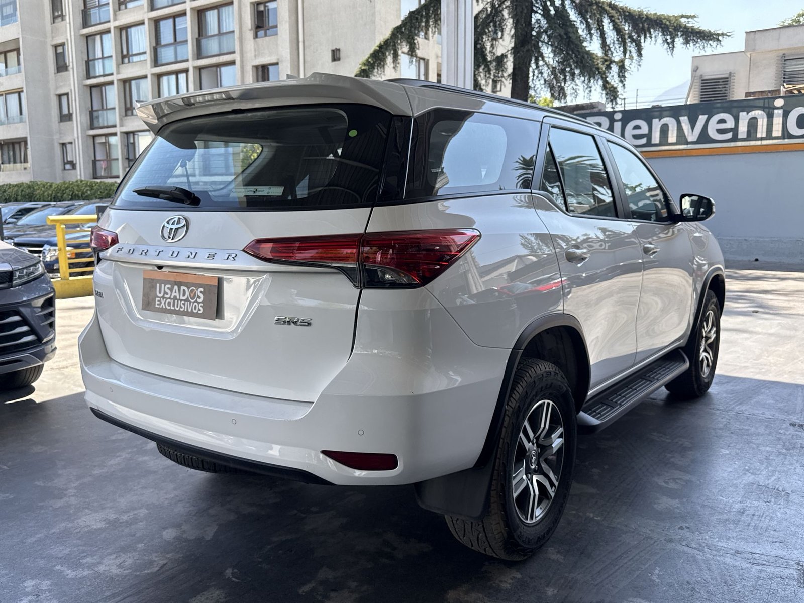 Toyota FORTUNER SRV 2.7 AUT 2023 - Imagen 8 de 20