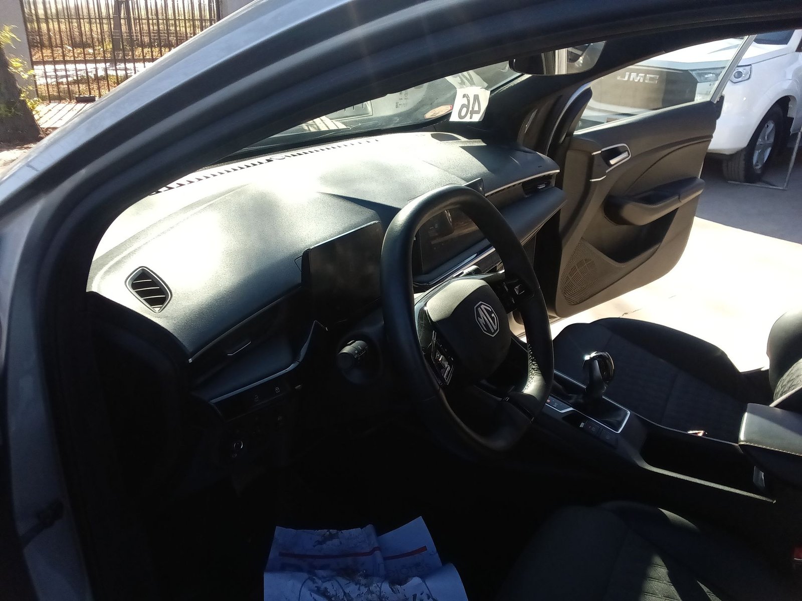Mg 3 NEW 3 4X2 1.5 AUT 2025 - Imagen 10 de 15