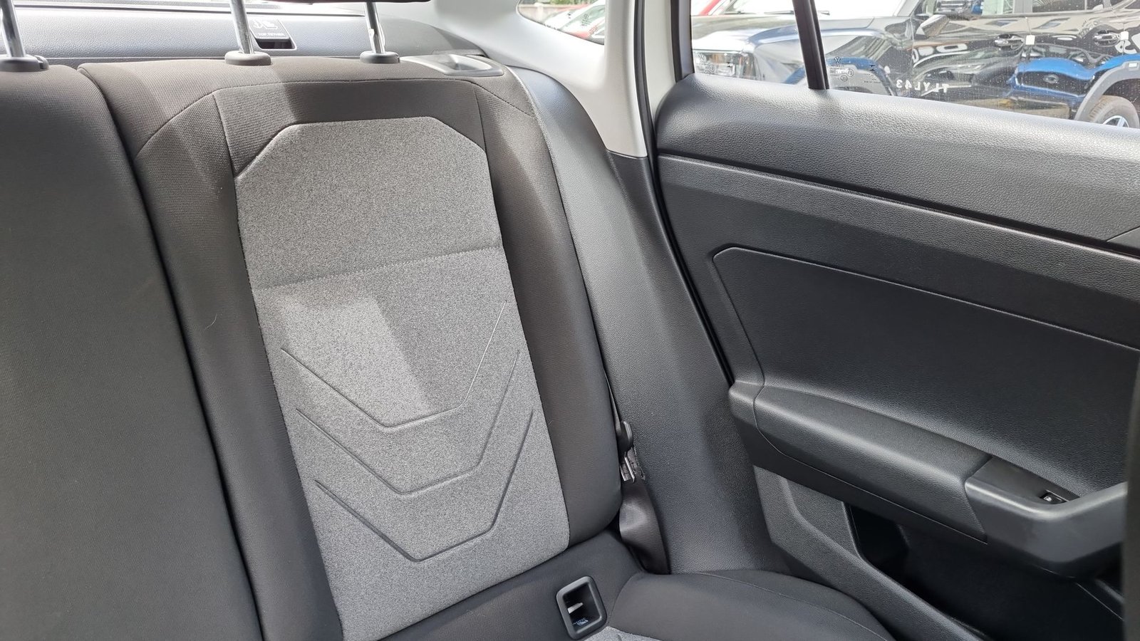 Volkswagen VIRTUS TSI 1.0 AUT 2024 - Imagen 15 de 20