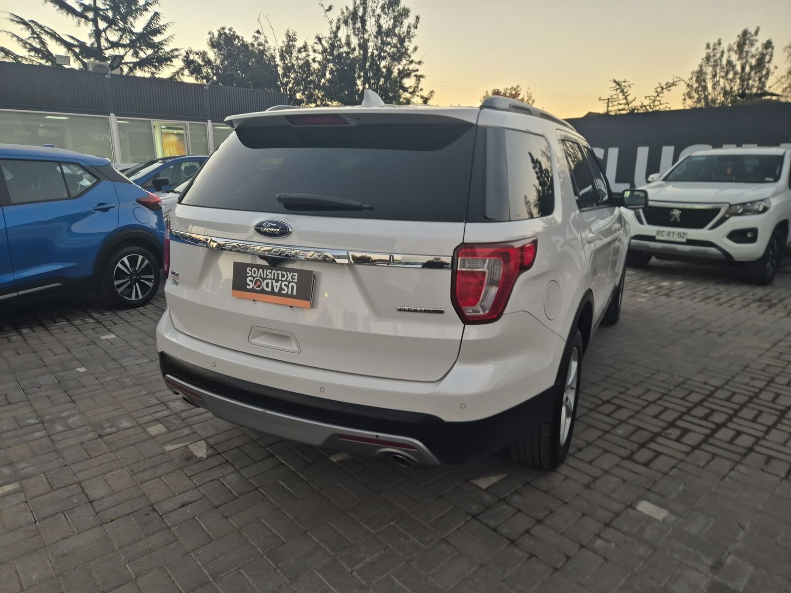 Ford EXPLORER XLT 3.5 AUT 2017 - Imagen 10 de 15