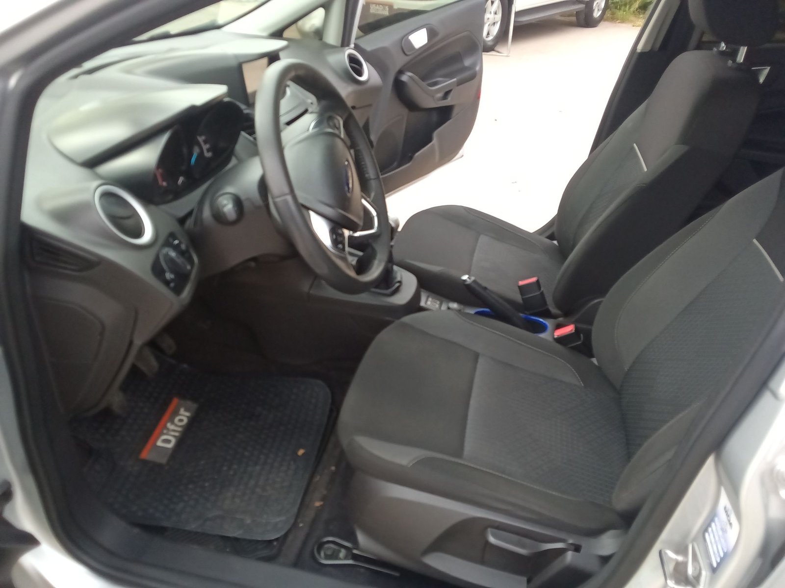 Ford FIESTA HATCH BACK 1.6 2018 - Imagen 15 de 15