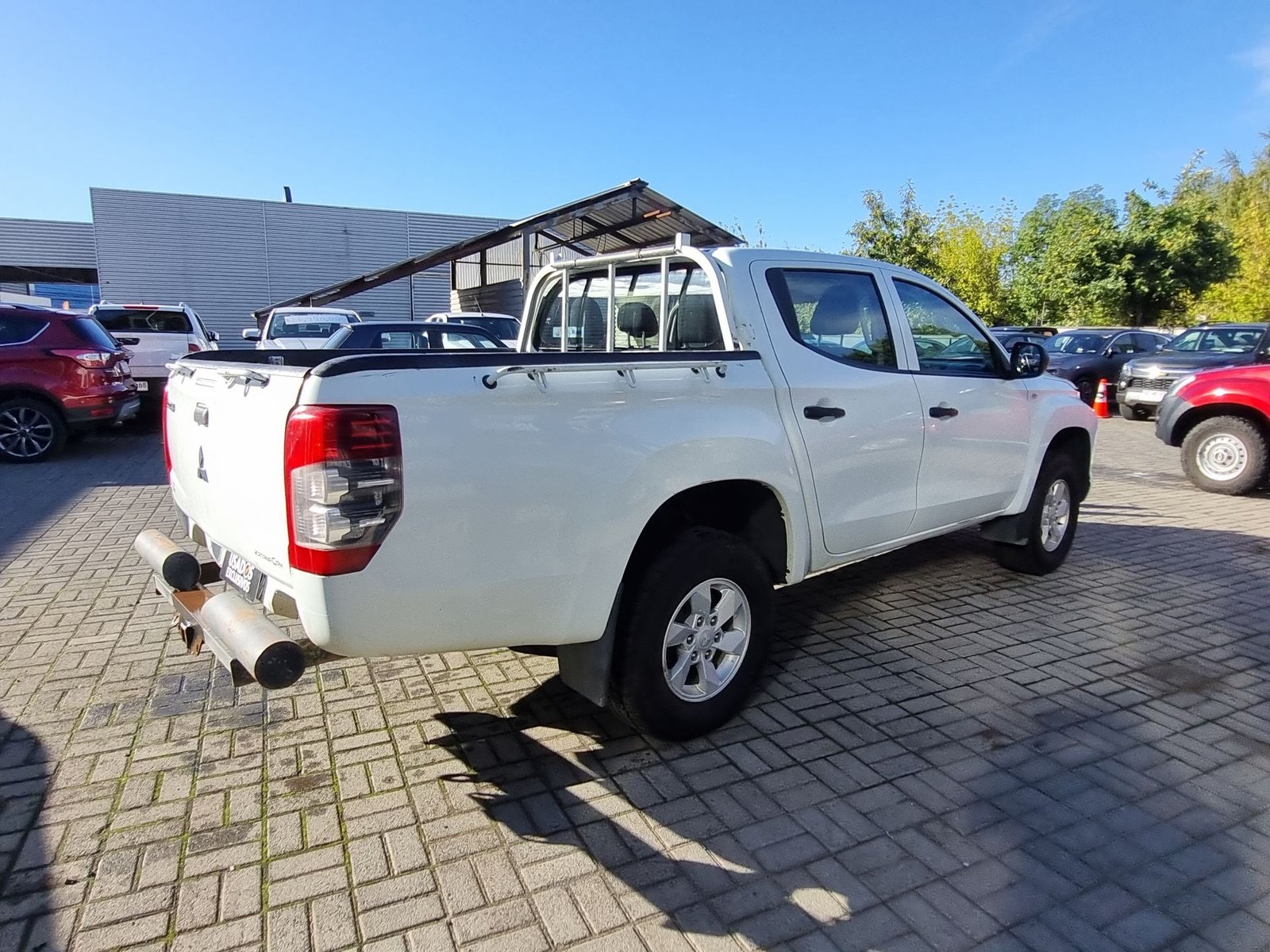 Mitsubishi L200 KATANA CRM 4X4 2.4 2022 - Imagen 8 de 20