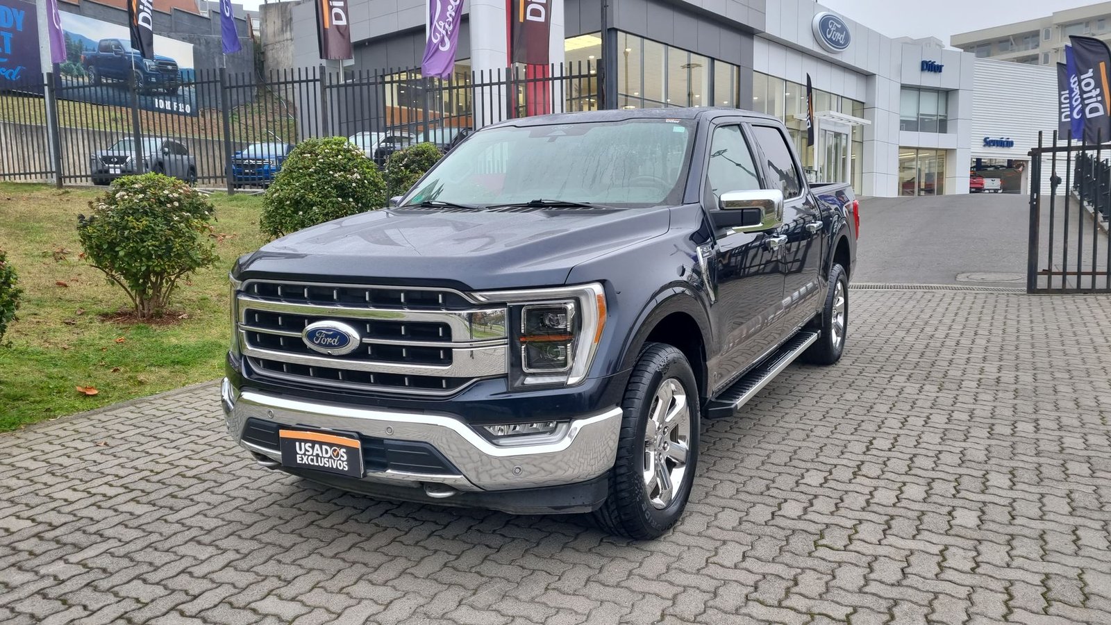 Ford F-150 F150 LARIAT LUXURY 4X4 5.0L AUT 2023 - Imagen 4 de 20