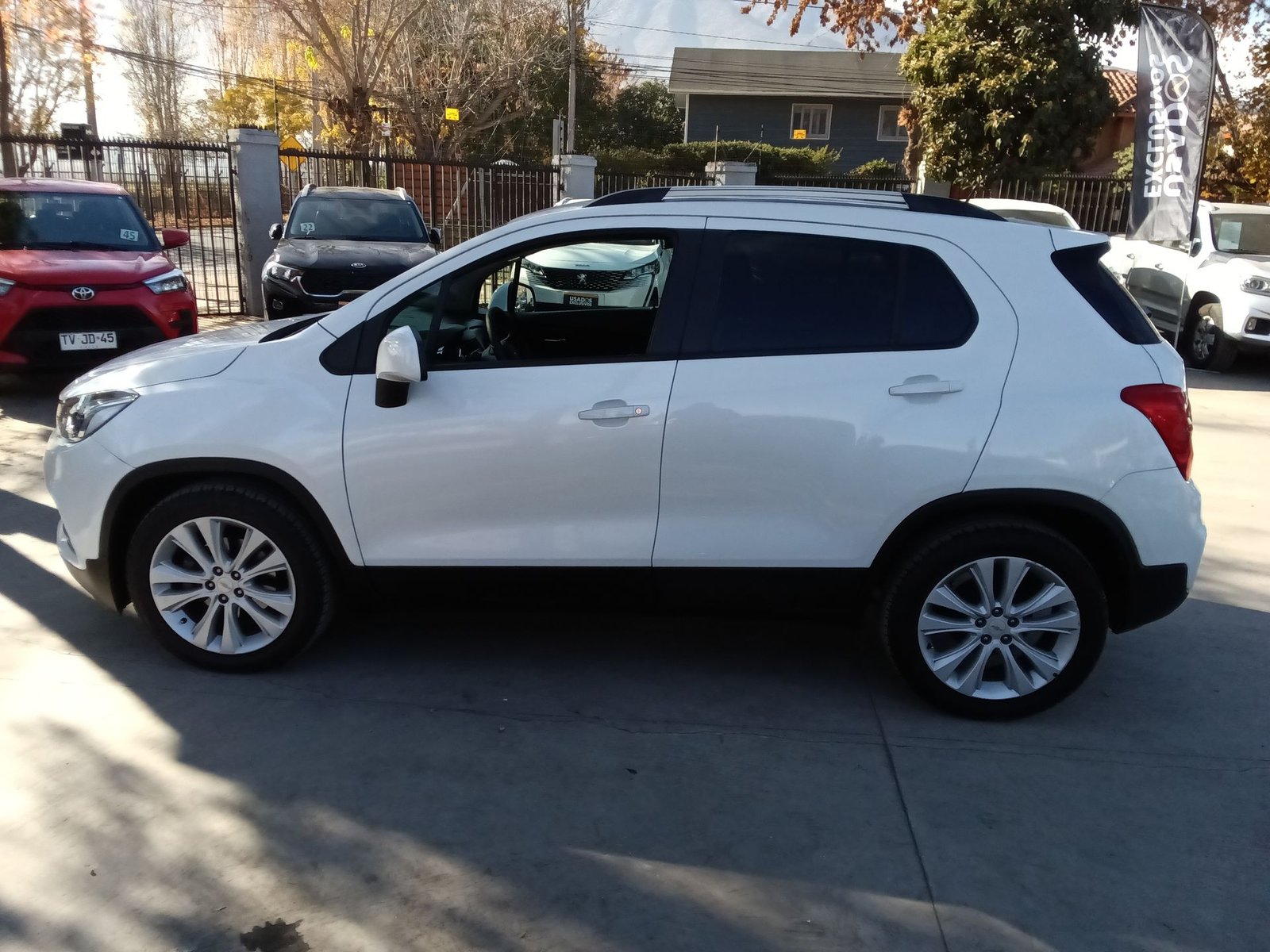 Chevrolet TRACKER II FWD 1,8 2020 - Imagen 5 de 15