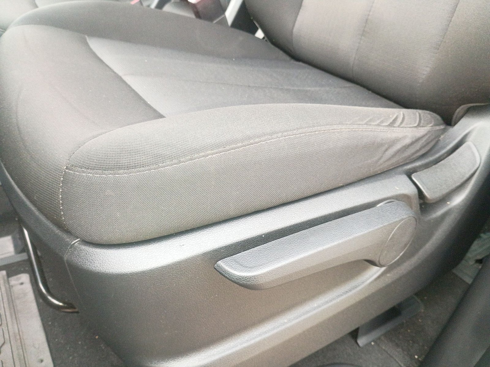 Hyundai STARIA 2.2 2025 - Imagen 12 de 15