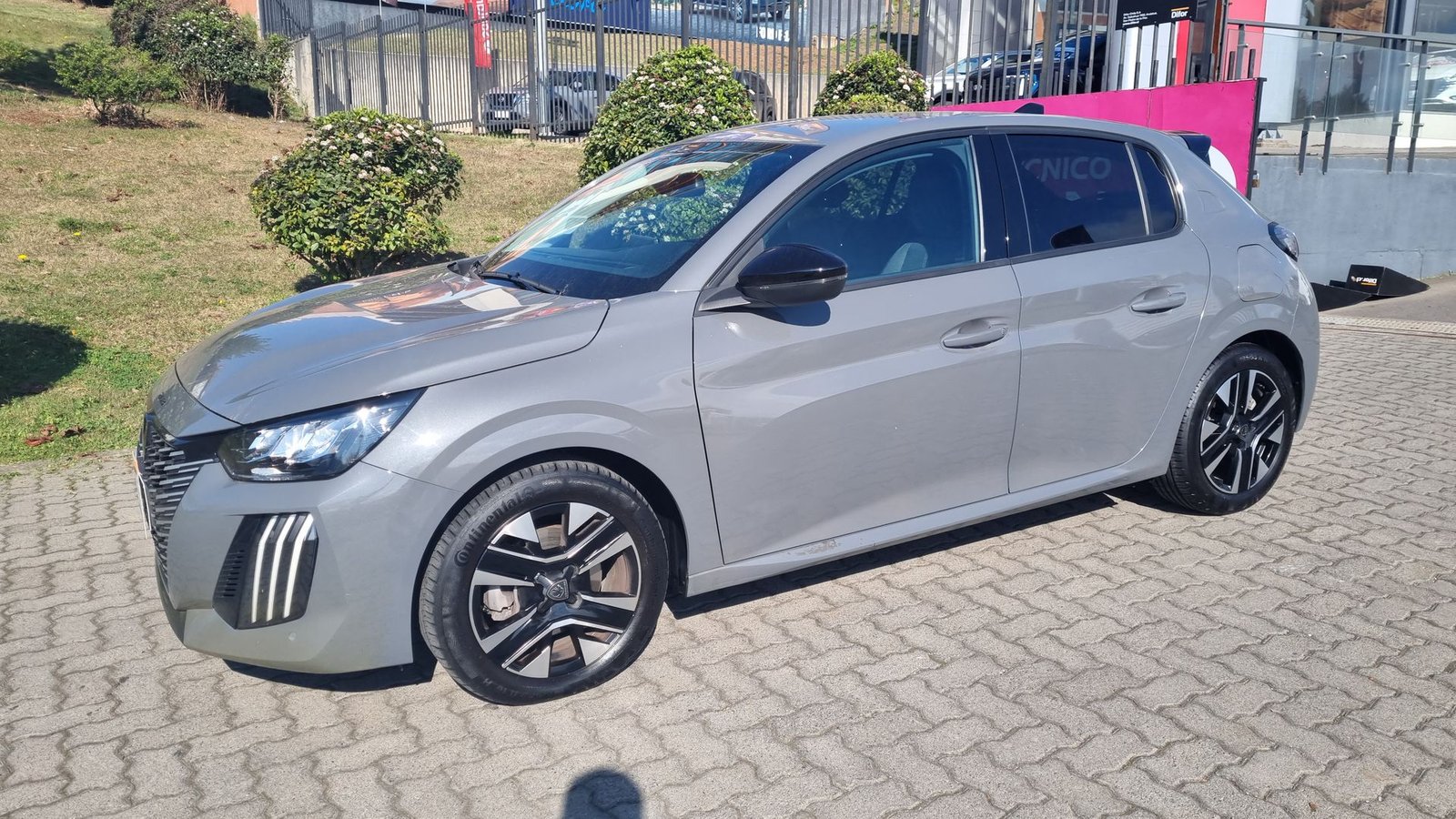 Peugeot 208 ALLURE MHEV 136 EDCT 1.2 AUT 2025 - Imagen 5 de 20