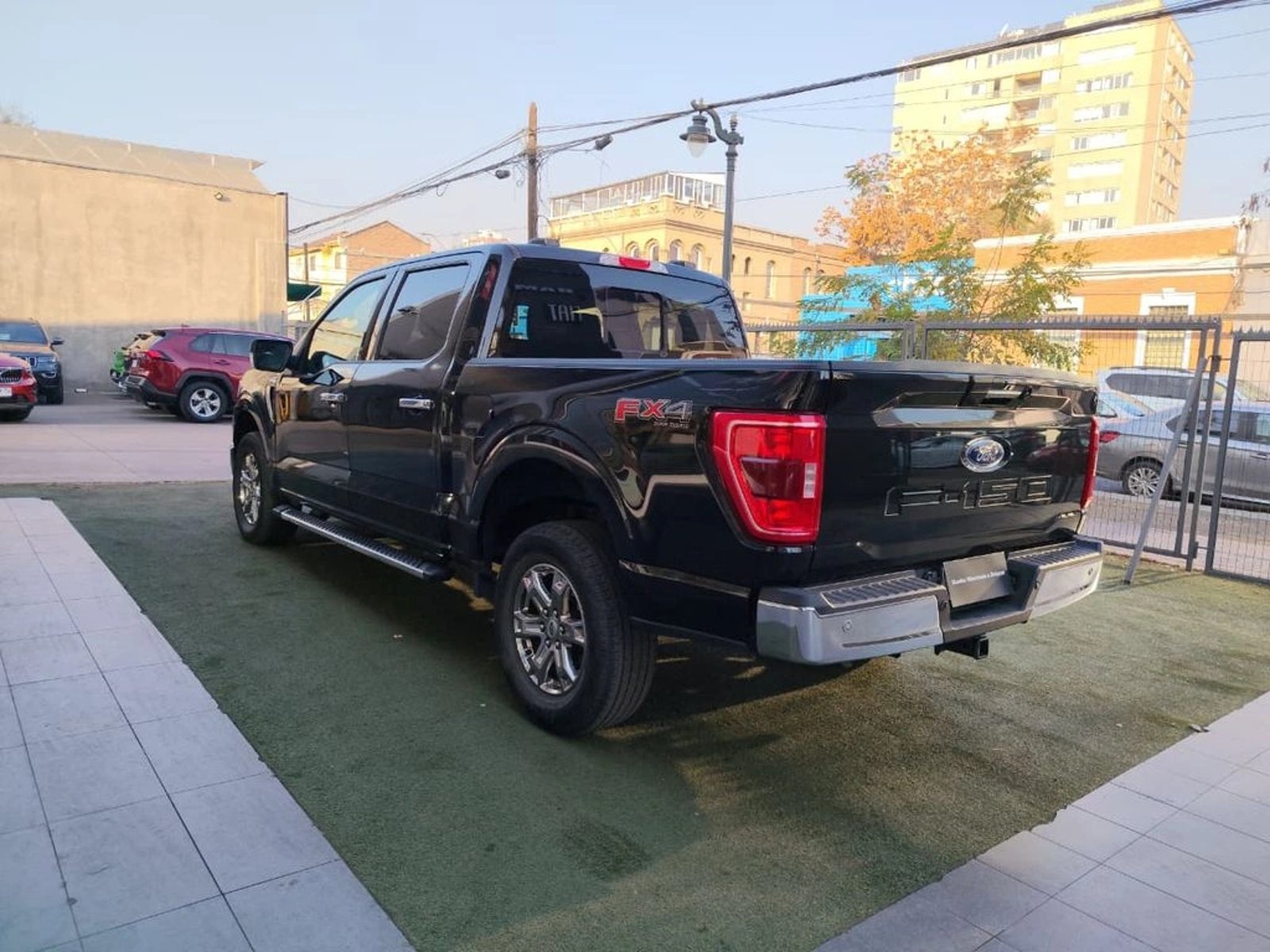 Ford F-150 XLT 4X4 5.0 AUT 2024 - Imagen 7 de 17