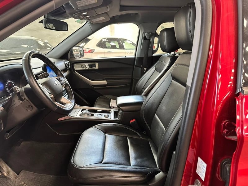 Ford EXPLORER 2.3 ECOBOOST LIMITED 4X4 AT 5P 2022 - Imagen 9 de 11