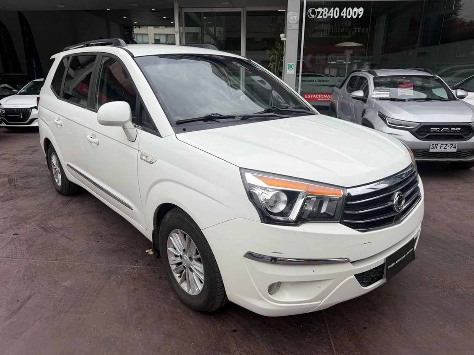 SSANGYONG STAVIC 2.2 M.T 2018 - Imagen 3 de 15