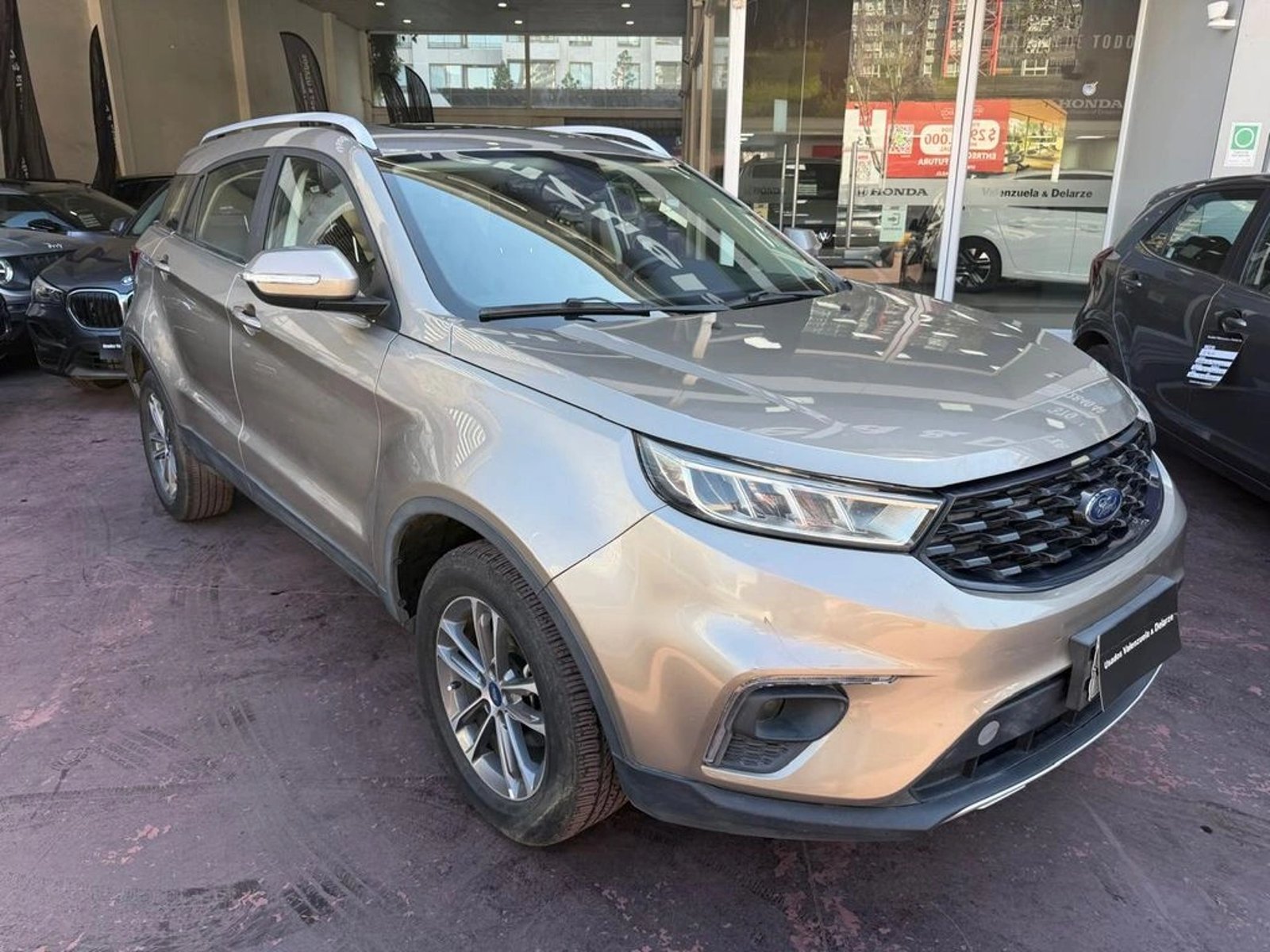 Ford TERRITORY Trend 1.5L AT 2023 - Foto 3 de 10