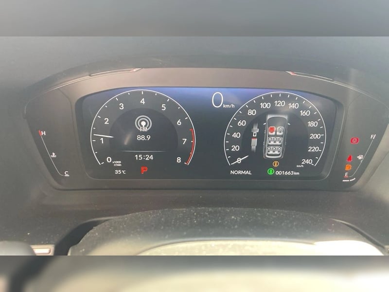 Honda PILOT TOURING 4X4 3.5 AUT 2025 - Imagen 8 de 10