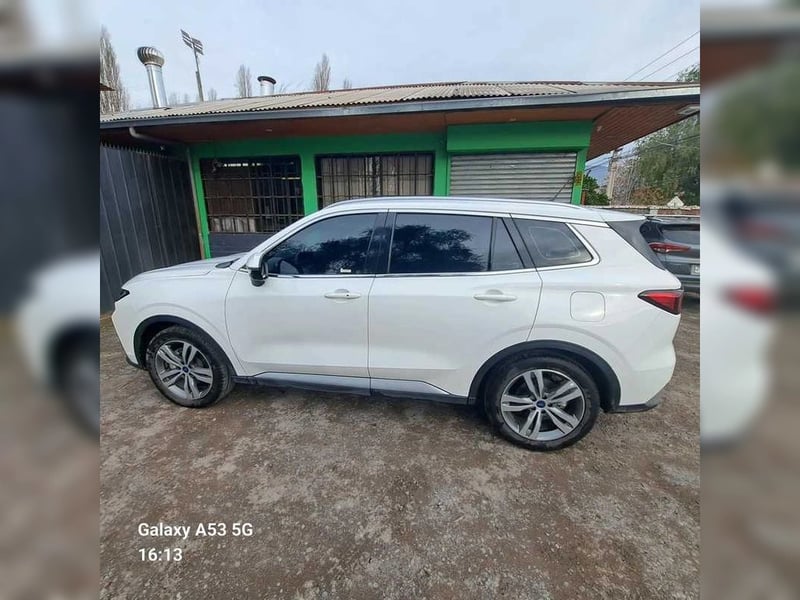 Ford TERRITORY Titanium 1.5L AT 2025 - Imagen 5 de 7