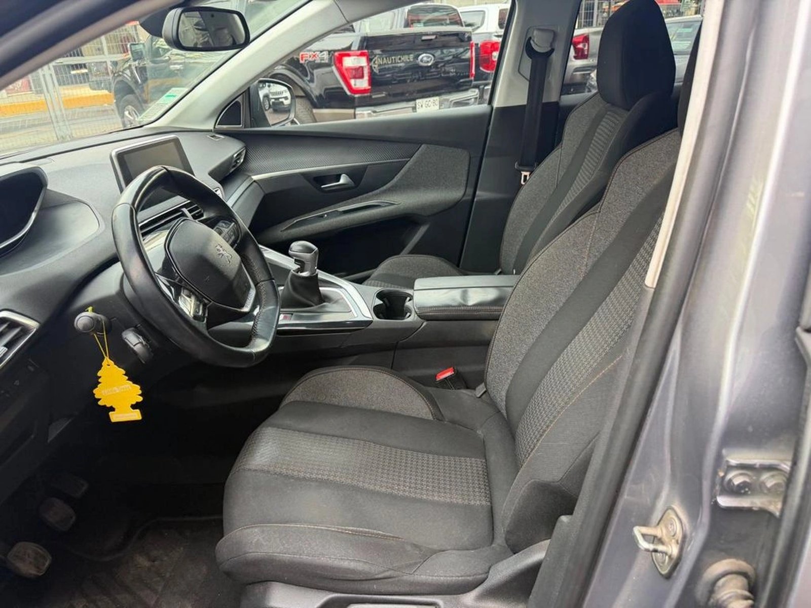 Peugeot 3008 Active 1.6 BlueHDi 120HP MT E6 2017 - Imagen 10 de 13