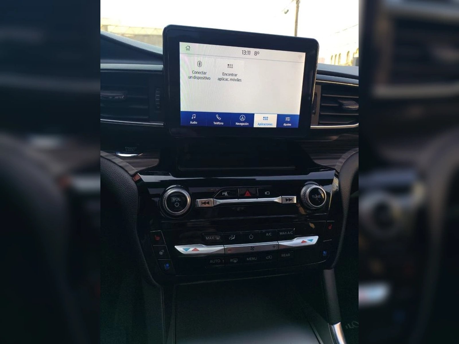 Ford EXPLORER LTD 2.3 AUT 2023 - Imagen 16 de 18