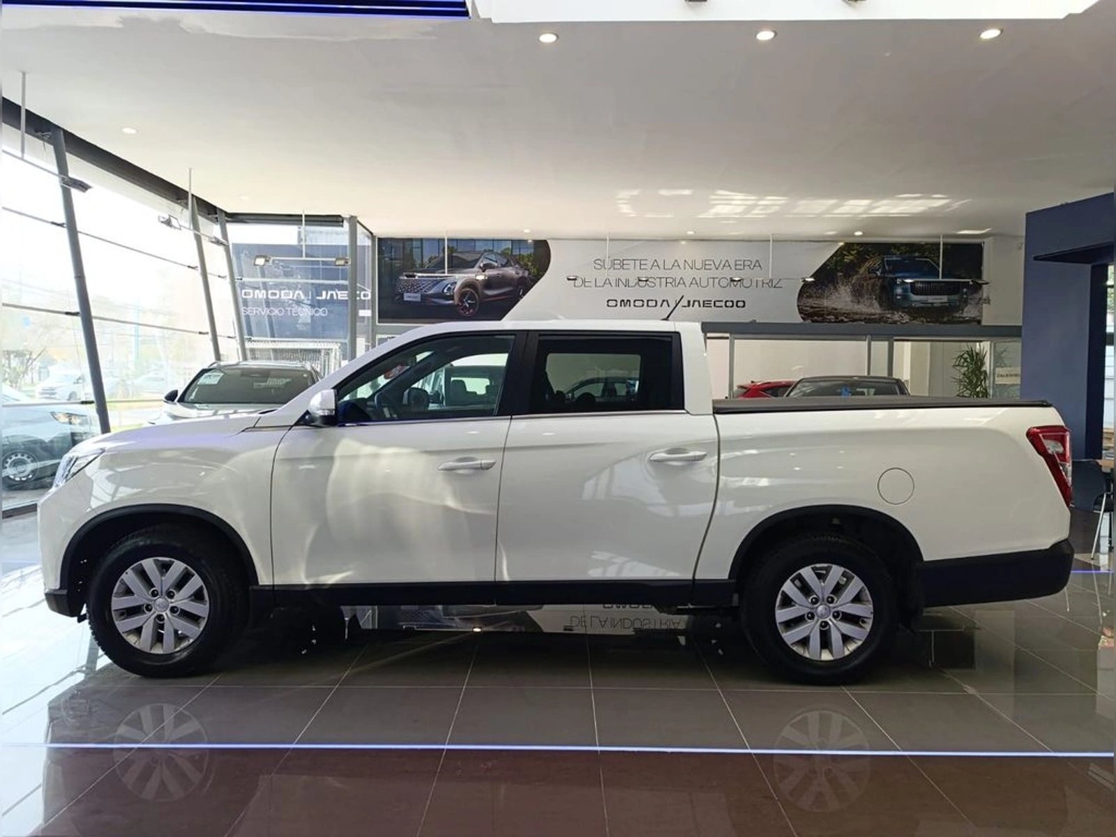 SsangYong GRAND MUSSO 2.2 4X2 MT FULL-QL612 2024 - Foto 2 de 20