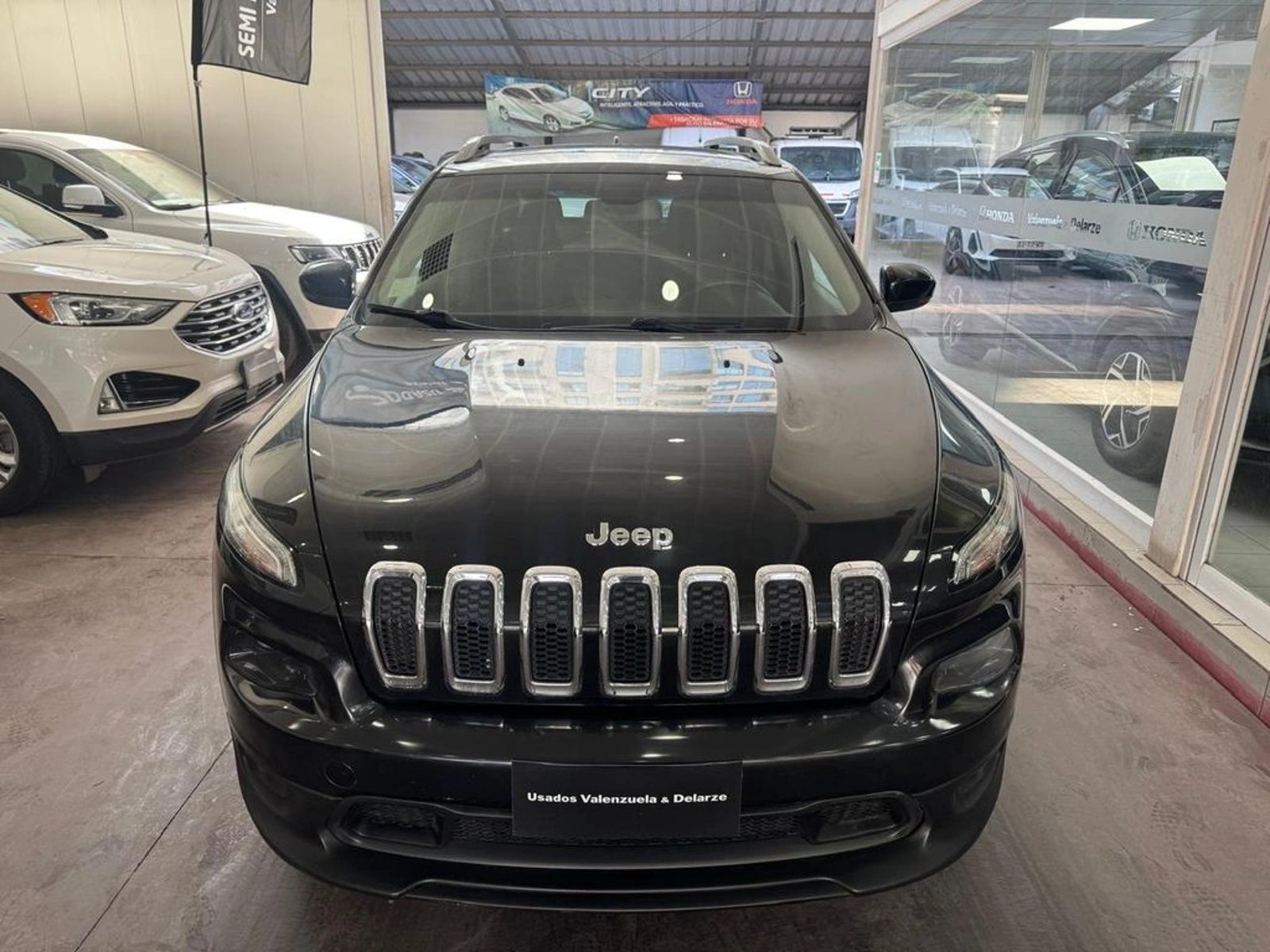 Jeep CHEROKEE LONGITUD 4X4 2.4 2017 - Foto 2 de 12