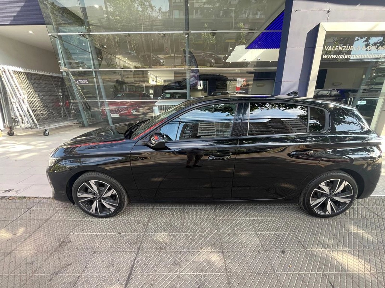 Peugeot 308 Allure Pack 2025 - Foto 3 de 15