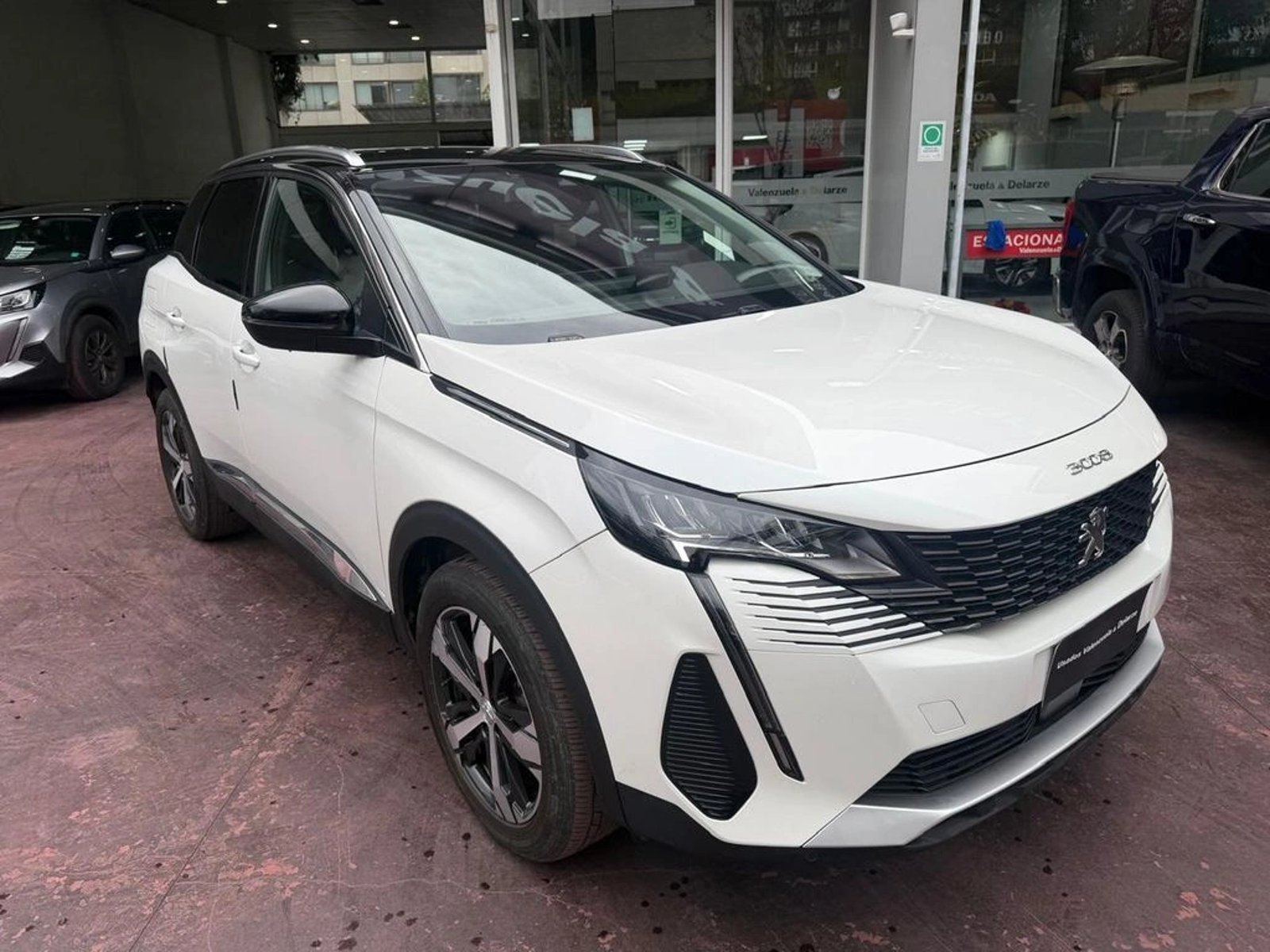Peugeot 3008 ALLURE BLUE HDI HP 1.5 AUT 2021 - Foto 3 de 12