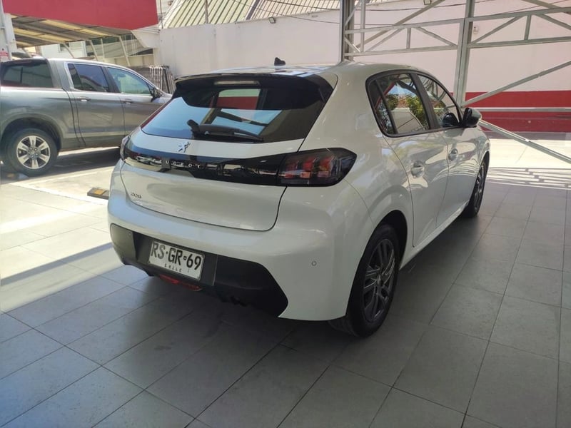 Peugeot 208 1.2 PURETECH ACTIVE PACK 4X2 75 MT 5P 2022 - Imagen 4 de 9