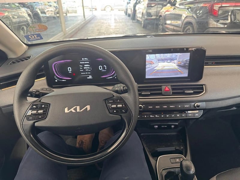 Kia K3 Cross EX Full 2024 - Imagen 11 de 14