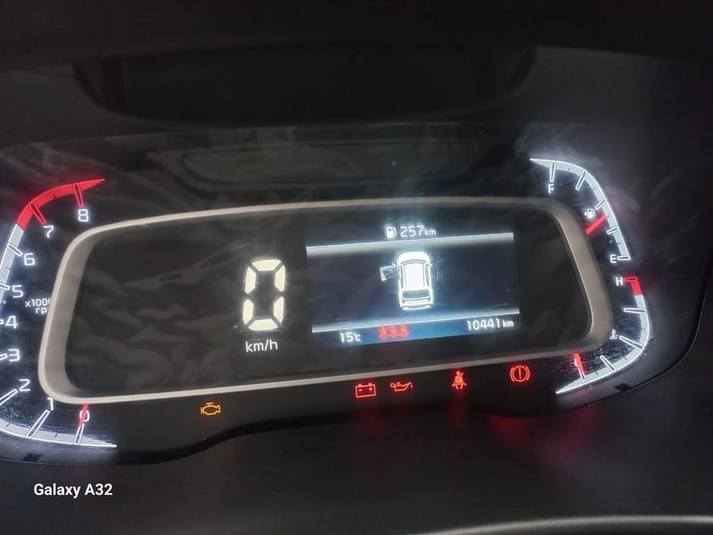 Kia SONET EX 1.5L 6MT (2373) 2025 - Imagen 7 de 10