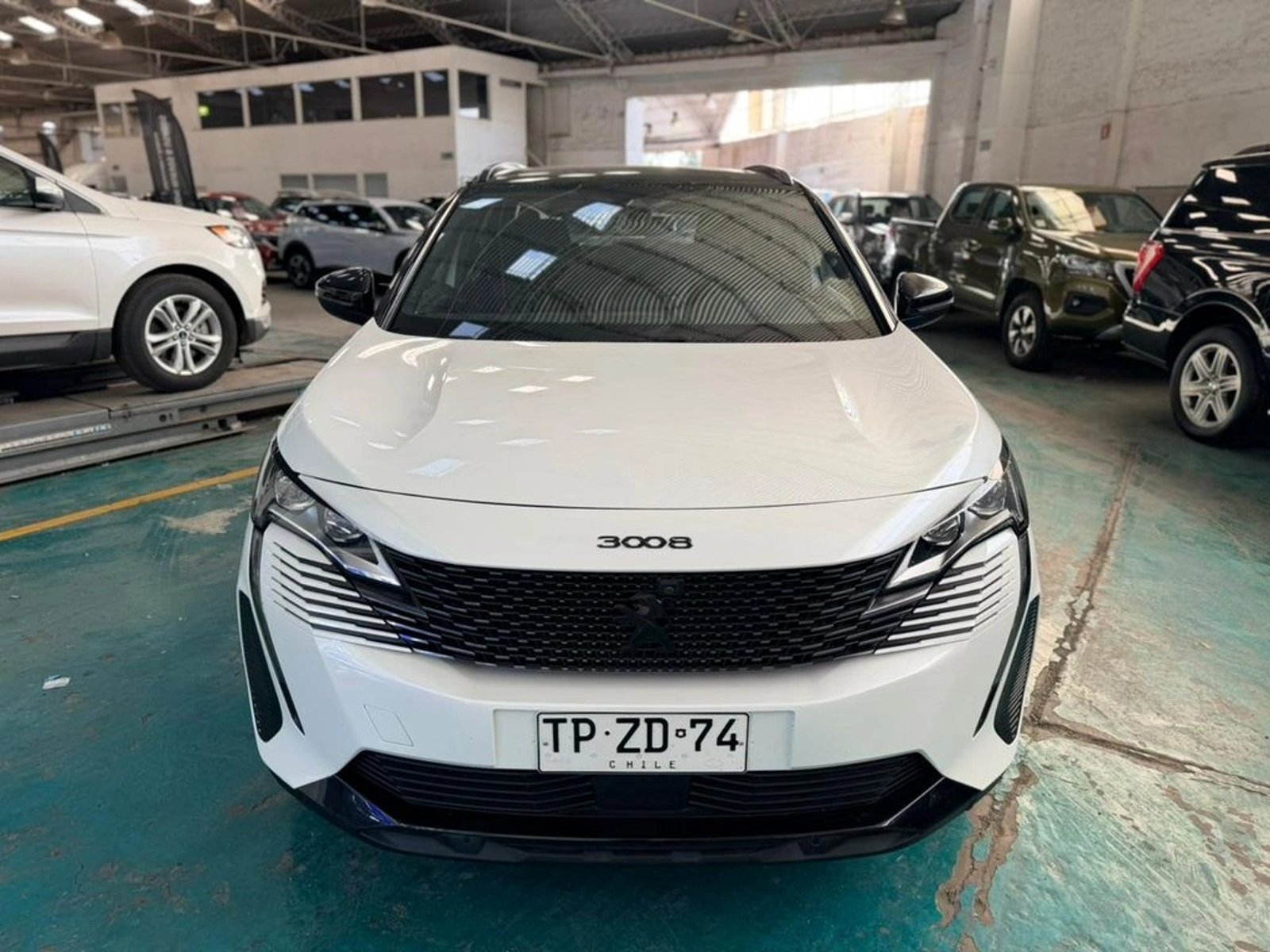 Peugeot 3008 GT-Line BlueHDi 130 EAT8 2024 - Foto 2 de 12