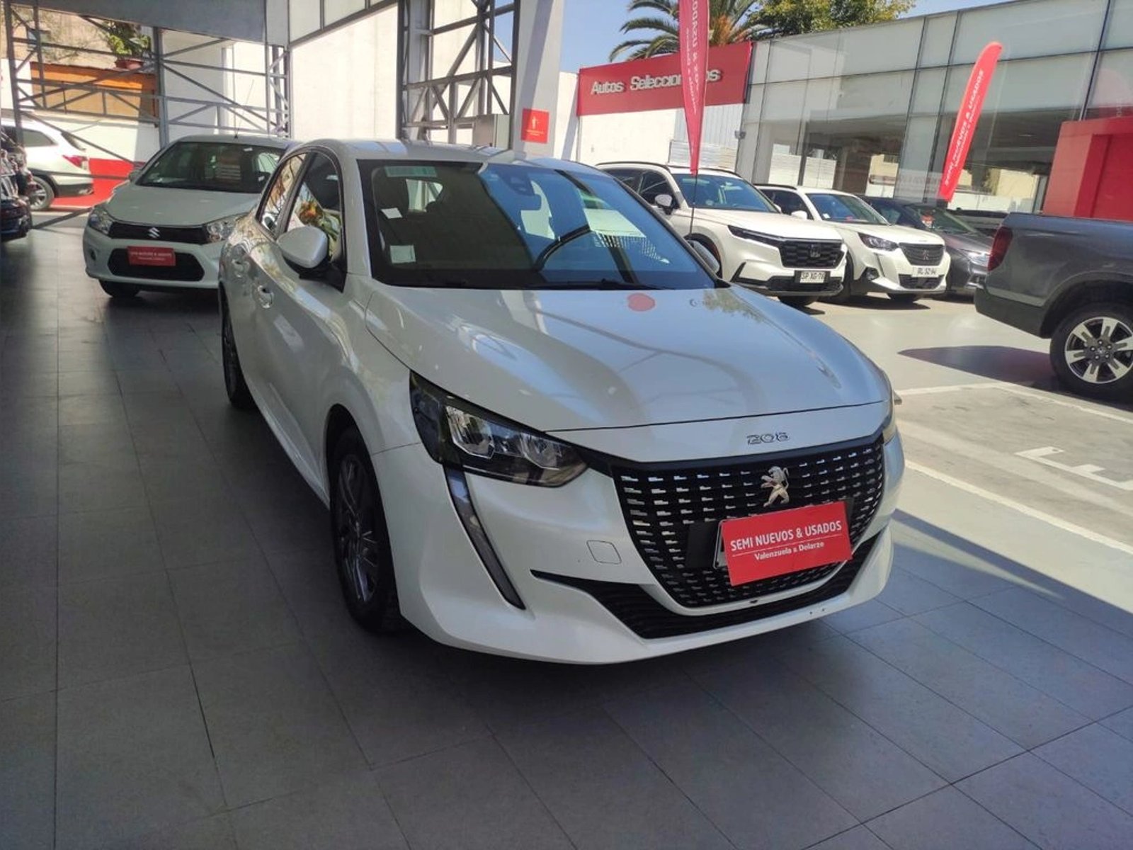Peugeot 208 1.2 PURETECH ACTIVE PACK 4X2 75 MT 5P 2022 - Foto 3 de 9