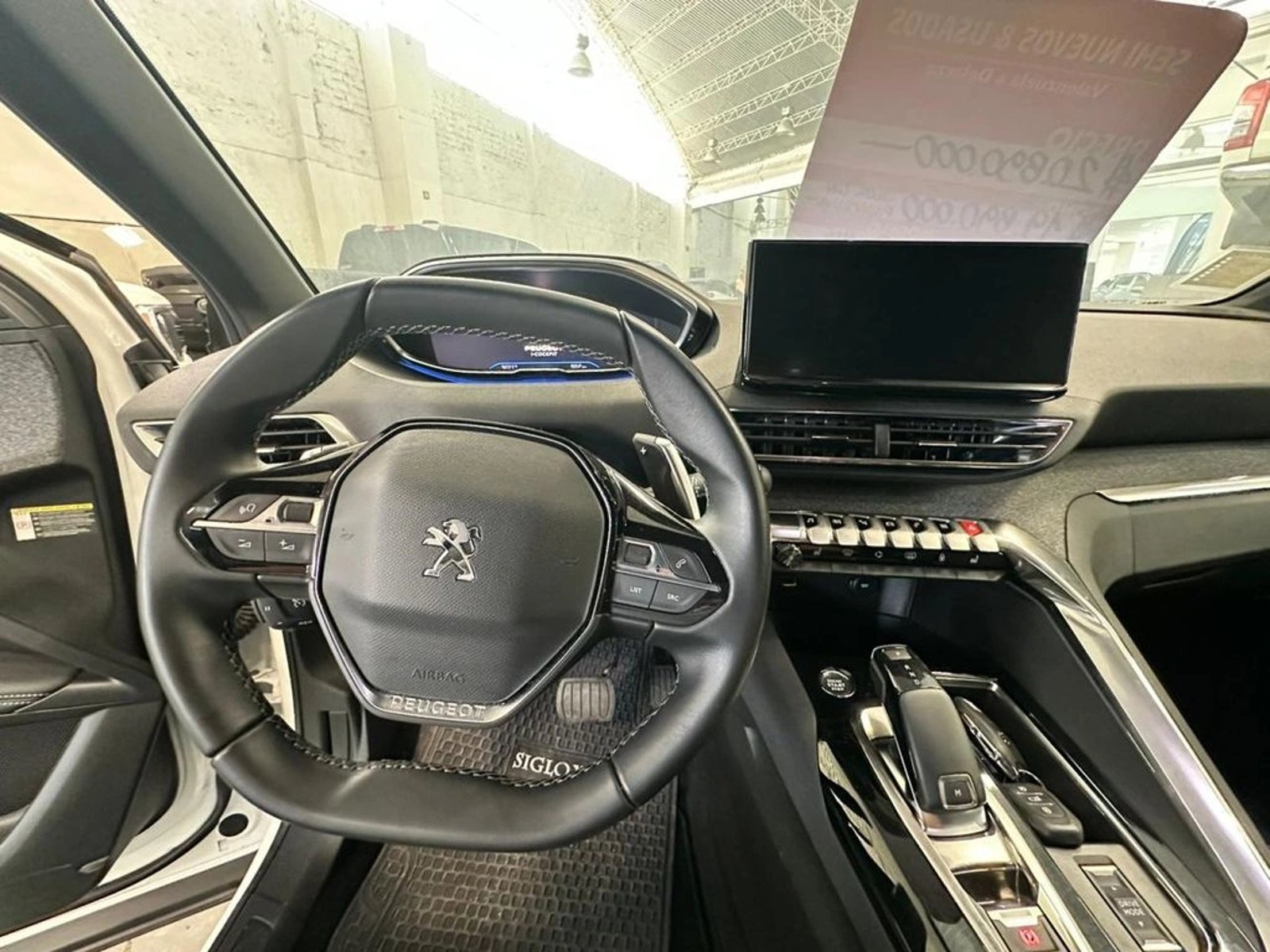 PEUGEOT 3008 ALLURE 165HP 1.6 AUT 2023 - Imagen 11 de 16