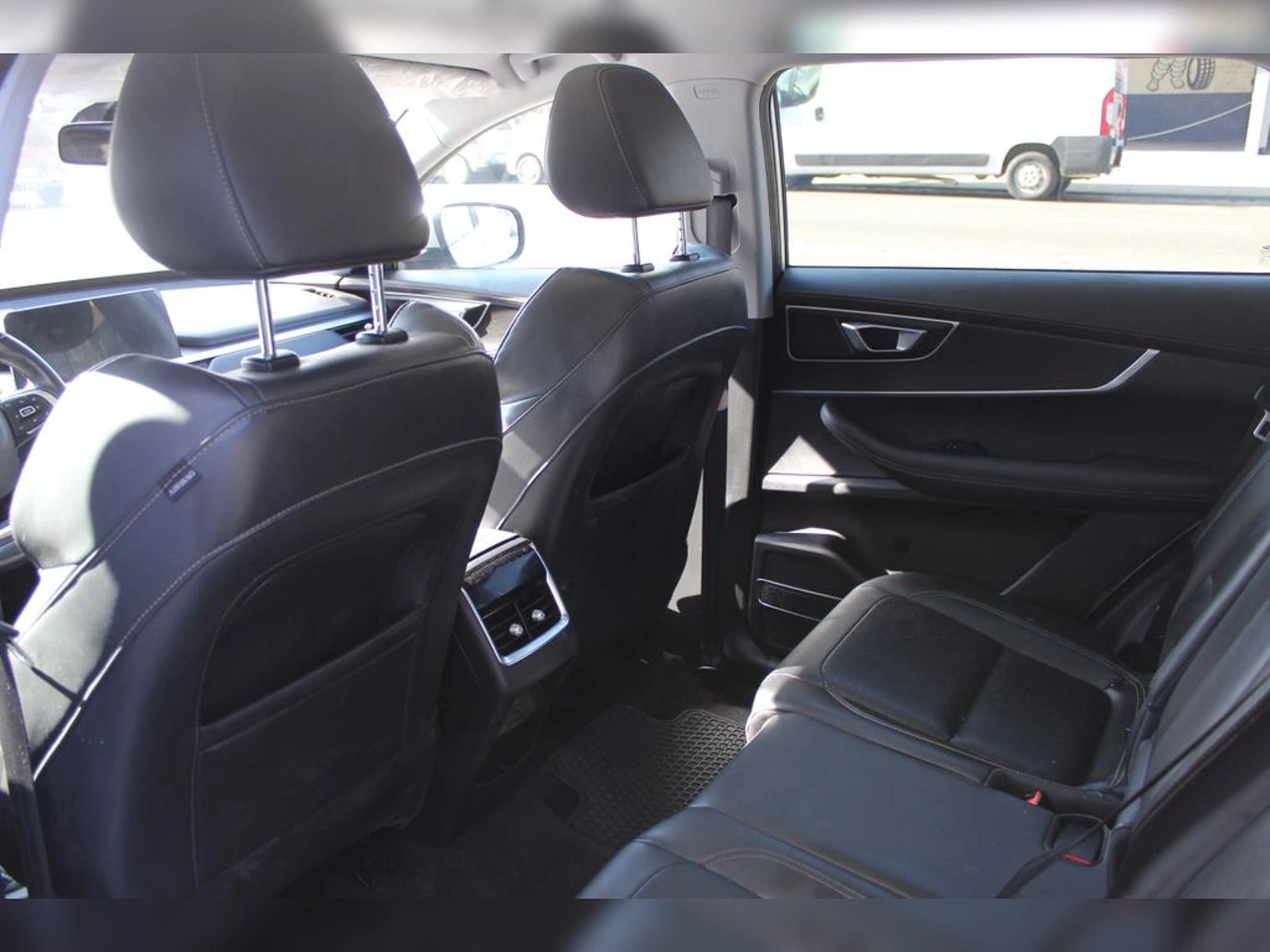 CHERY TIGGO 8 GLX 1.5 2022 - Imagen 7 de 14