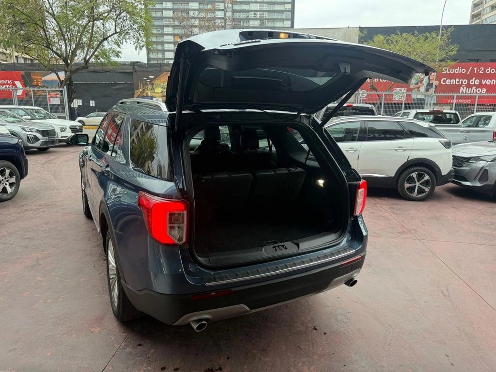 Ford EXPLORER 2.3 ECOBOOST LIMITED 4X4 AT 5P 2020 - Imagen 7 de 15