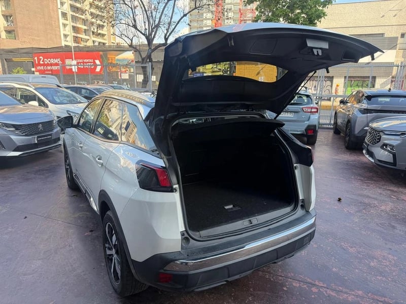 Peugeot 3008 ALLURE 165HP 1.6 AUT 2020 - Imagen 6 de 13