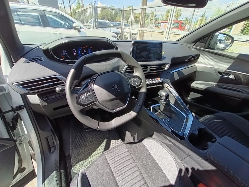 Peugeot 3008 Active Pack Puretech 130 2026 - Imagen 9 de 18
