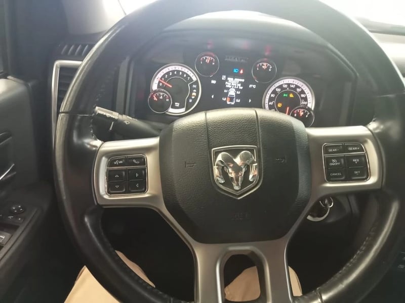 RAM 1500 SLT CREW CAB 2022 - Imagen 14 de 17