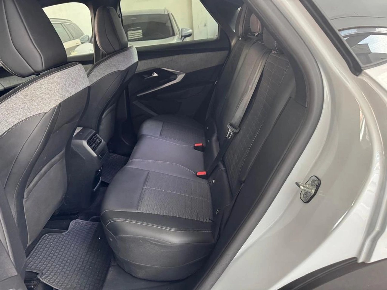 PEUGEOT 3008 Premier 2025 - Imagen 14 de 19
