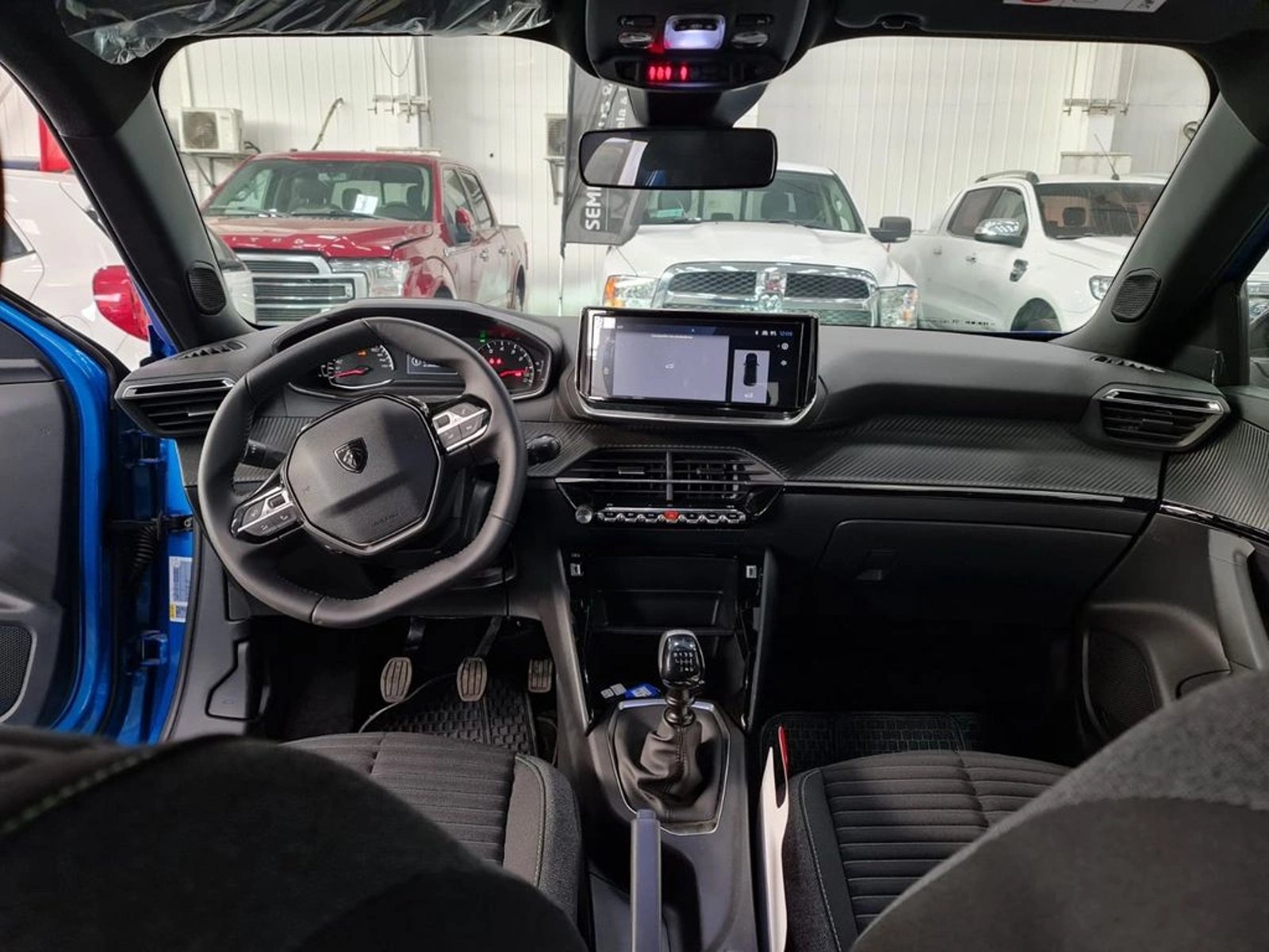 PEUGEOT 2008 MCA Active Puretech 130 2025 - Imagen 14 de 19