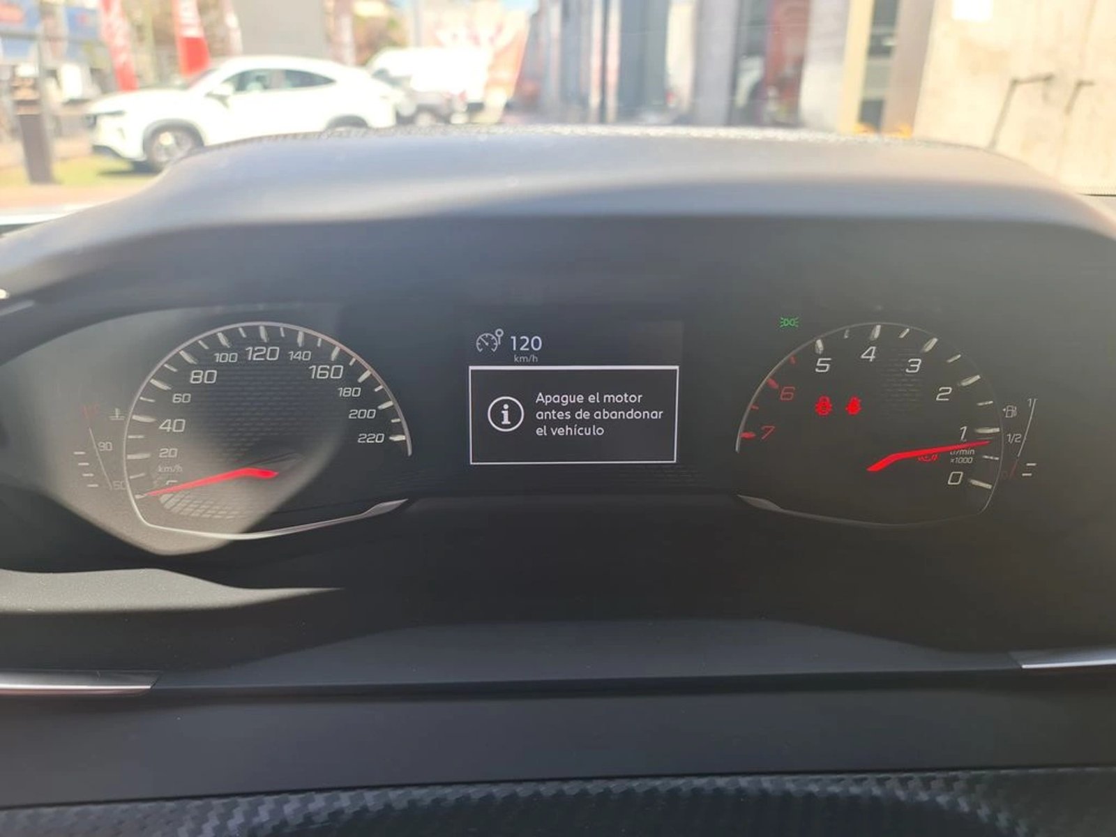 PEUGEOT 2008 MCA Active Puretech 130 2025 - Imagen 12 de 14