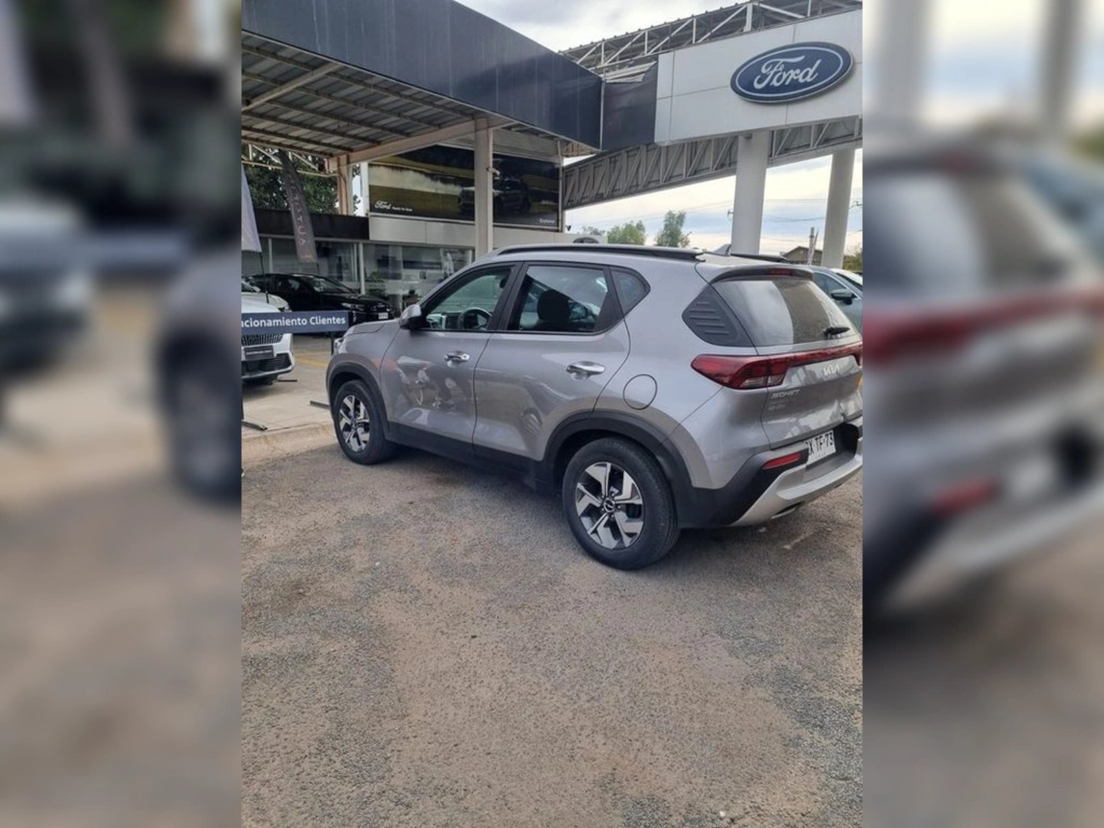Kia SONET EX 1.5 2022 - Foto 3 de 4