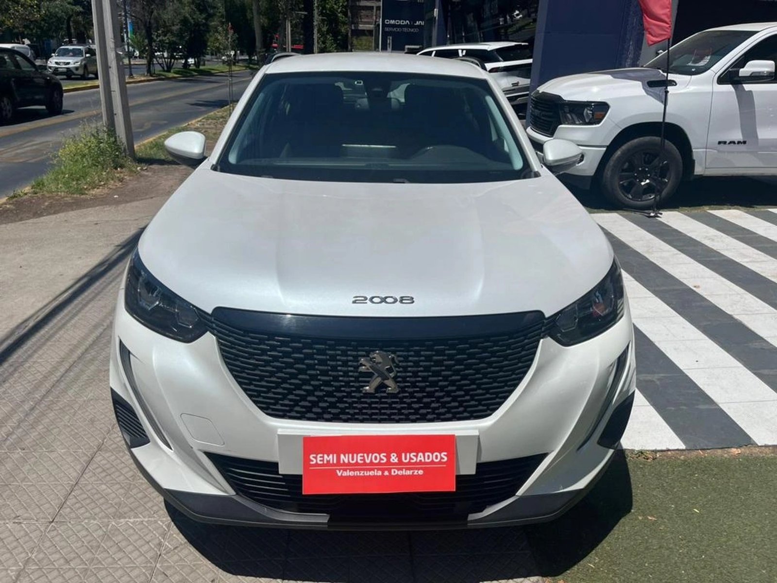 Peugeot 2008 Active Pack 2022 - Foto 2 de 16