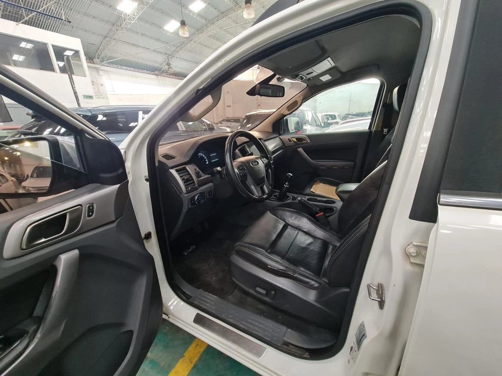 FORD RANGER XLT 4x4 3.2L 2019 - Imagen 12 de 18