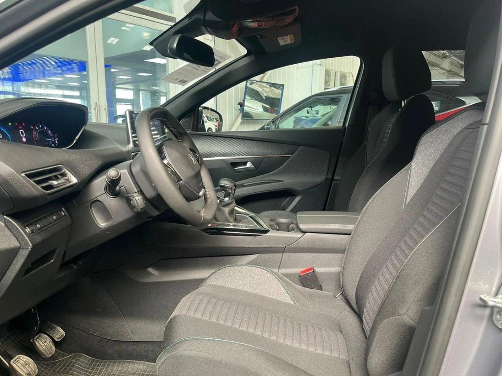 Peugeot 3008 Active Pack Puretech 130 2026 - Imagen 9 de 13