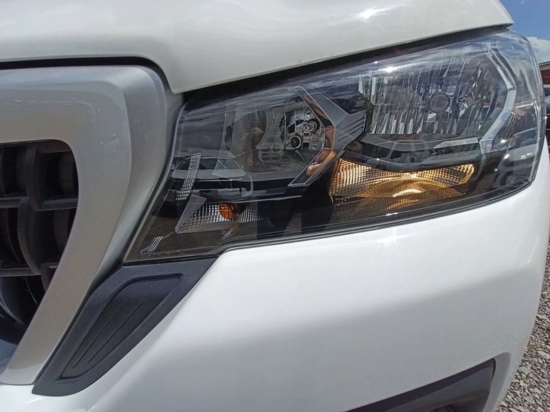 Peugeot LANDTREK Active BlueHDi 180 4x4 AT 2026 - Imagen 13 de 20