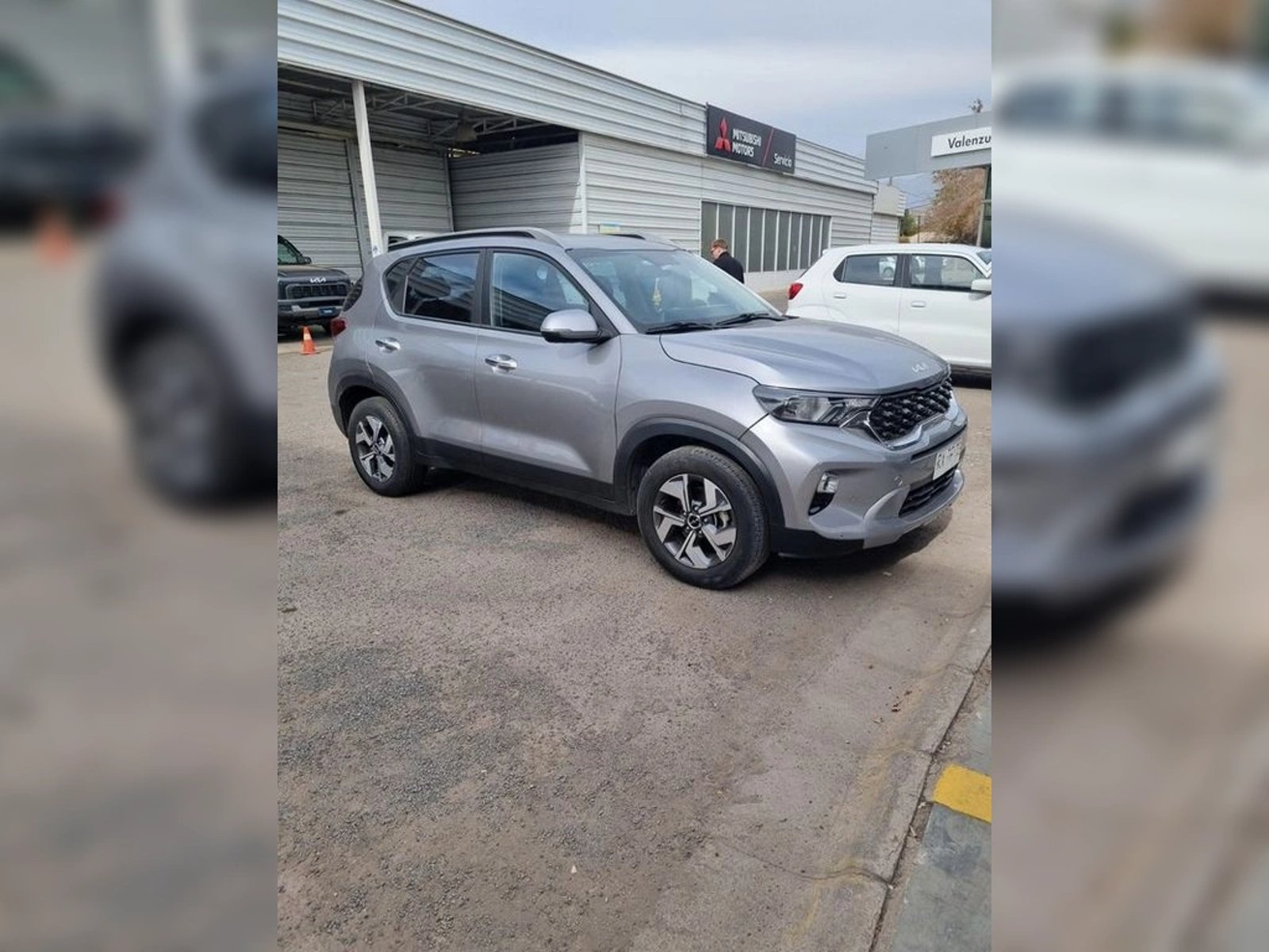 Kia SONET EX 1.5 2022 - Foto 2 de 4