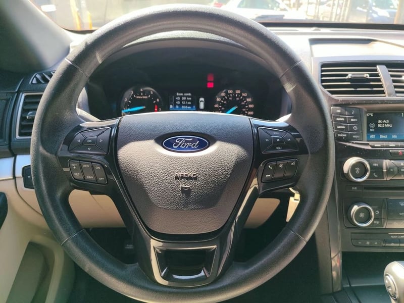 Ford EXPLORER 2.3 AT 2019 - Imagen 11 de 16