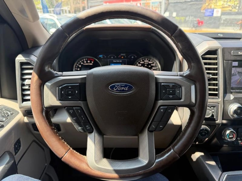 Ford F-150 LIMITED 3.5 AT 2021 - Imagen 11 de 16